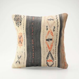 Coastal Cream B14 Pillow