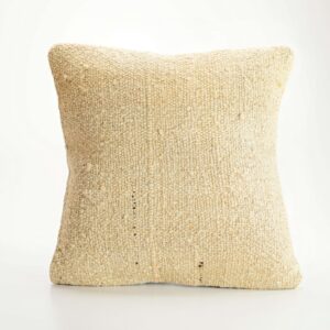 Desert Cream B25 Pillow