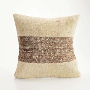Desert Cream B38 Pillow