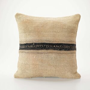 Ivory Hillside B22 Pillow