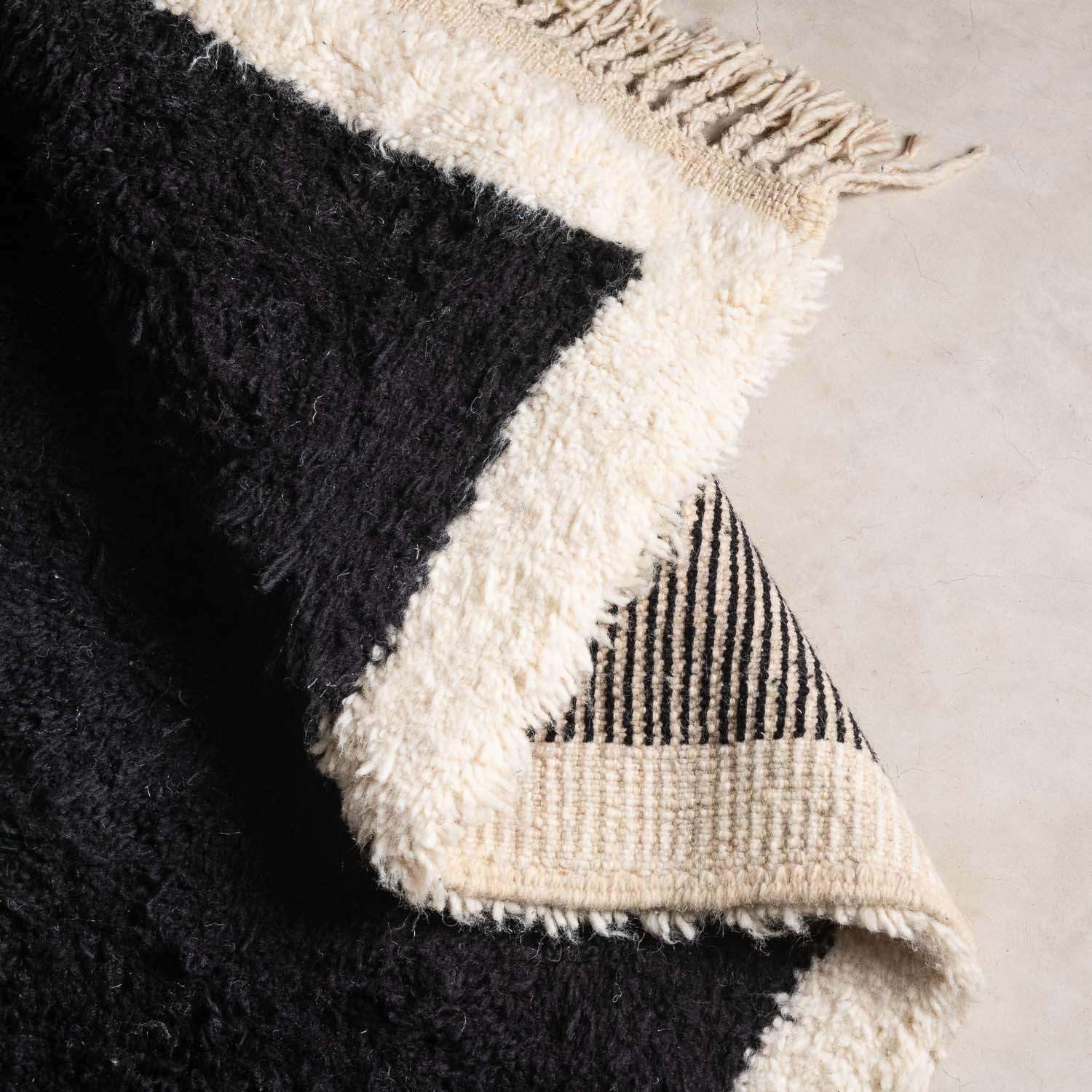 BN121TD moroccan beni ourain rug, beni ourain area rug, beni ourain berber rug, beni ourain moroccan rug, BENICARPETS,