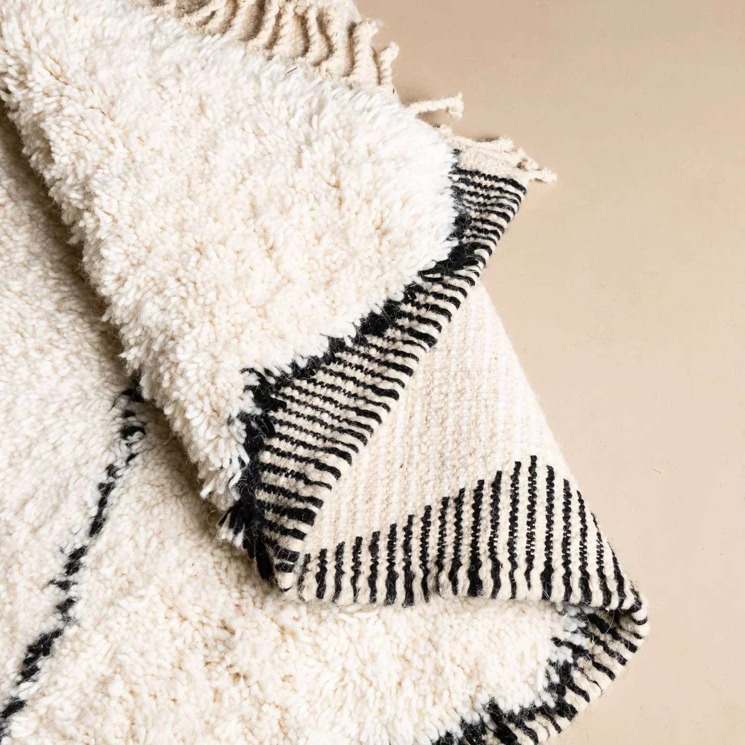 BN178TD-1_813729ff-e649-41ee-9f96-5f2fceec8425 Moroccan Beni Ourain rug, Soft Wool Area Rug - BENICARPETS