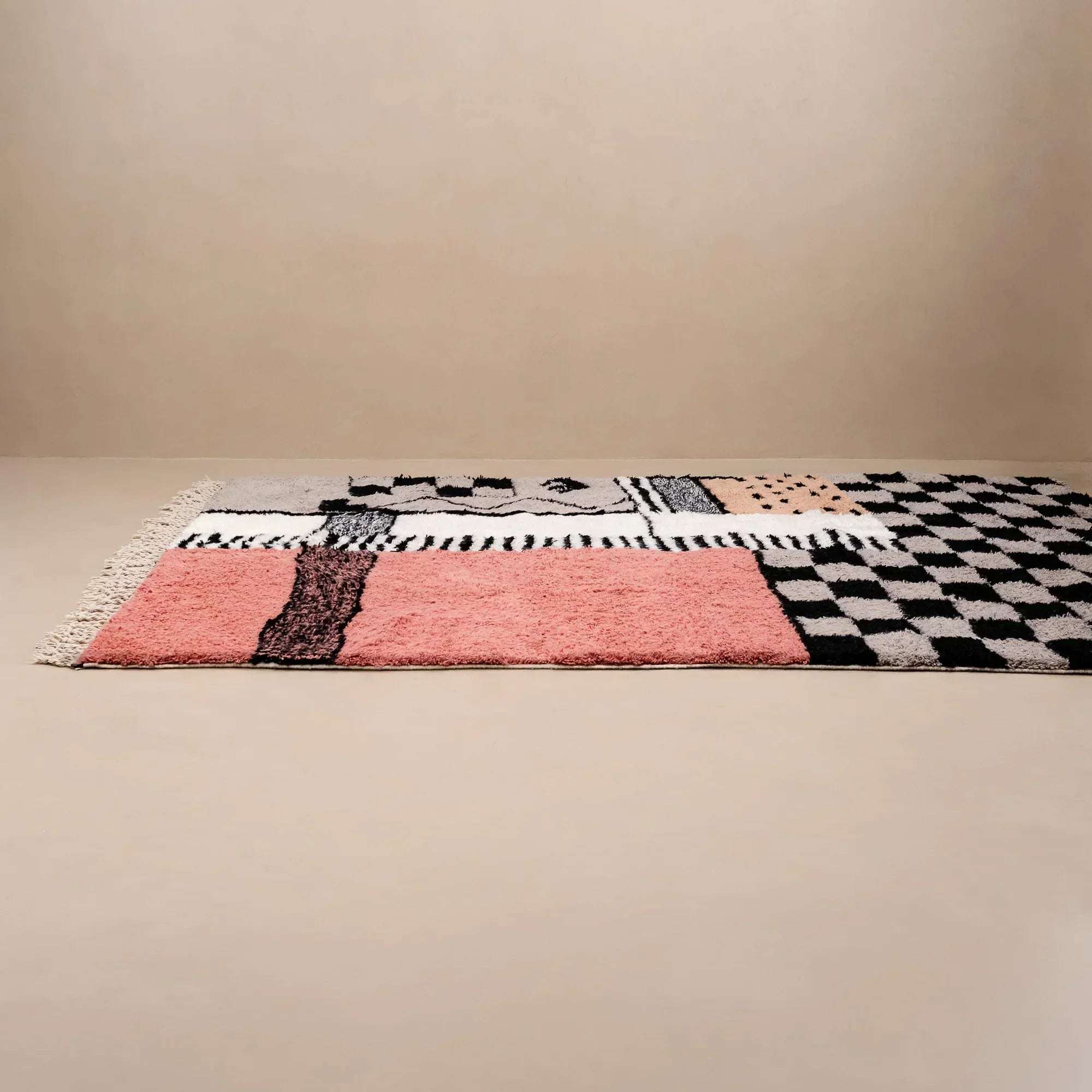 PHOTOS-023-Modifier Handmade CHECKERED berber rug, Moroccan boujad rug - BENICARPETS