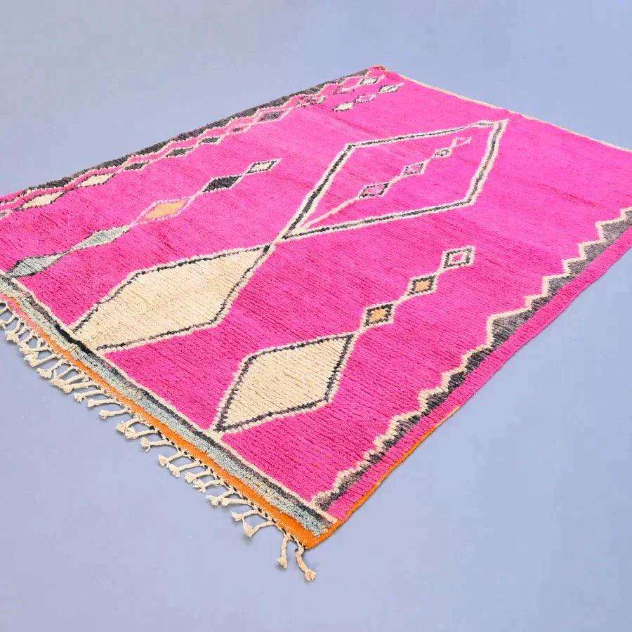 Tapis-1_900x_24cacb5e-6721-4bed-8eaa-7b238fe7a577-946773 Moroccan Boujad rug, Pink and beige handmade rug - BENICARPETS